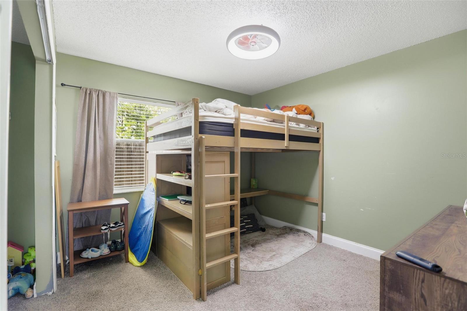 DEER RUN UNIT 21B - Residential