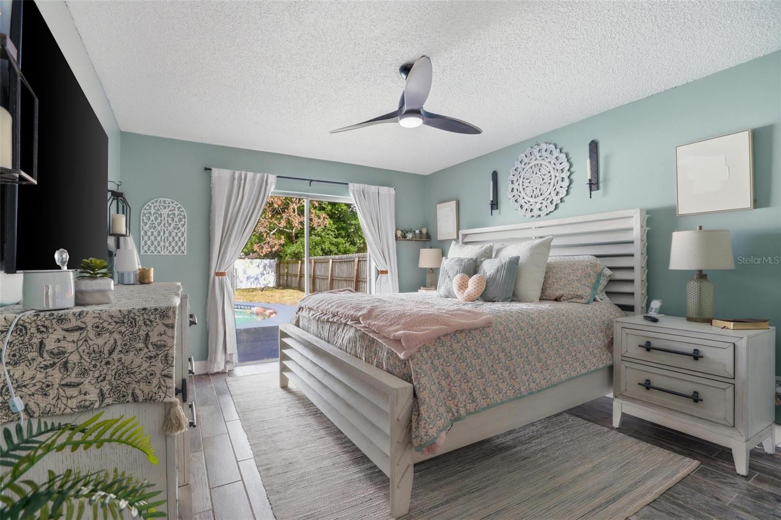 DEER RUN UNIT 21B - Residential