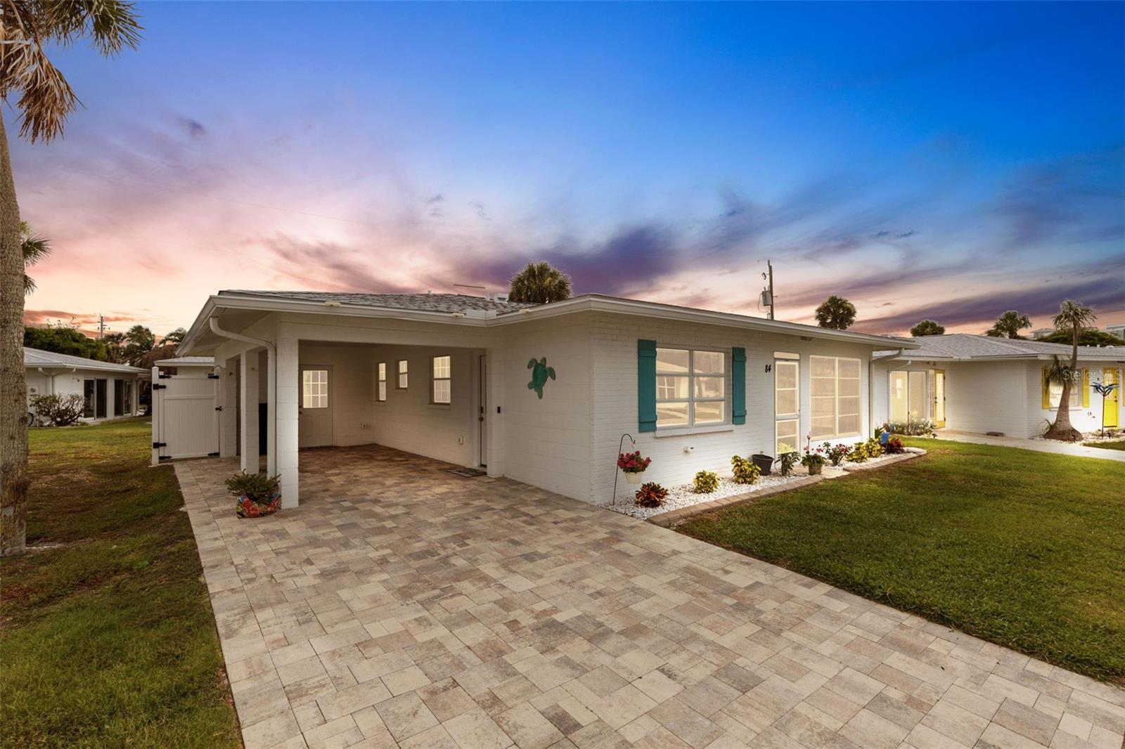 ENGLEWOOD BEACH CONDO VILLA - Residential