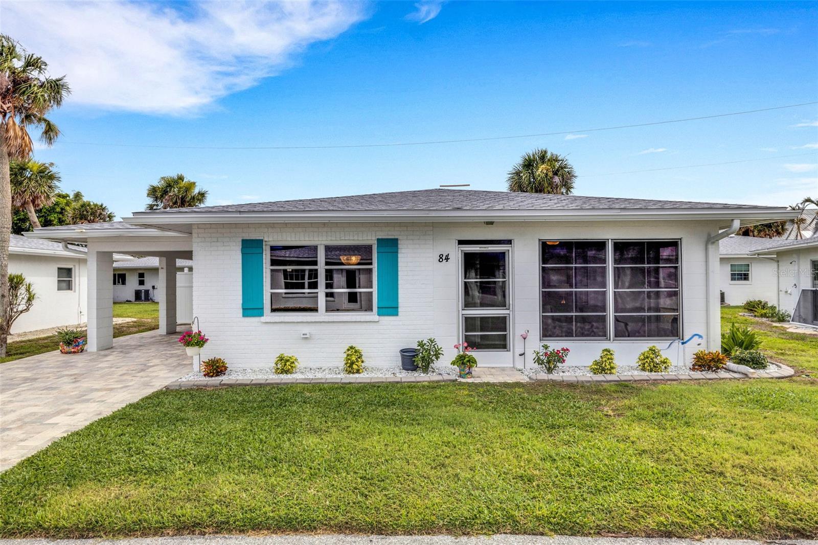 1977 BEACH ROAD 84