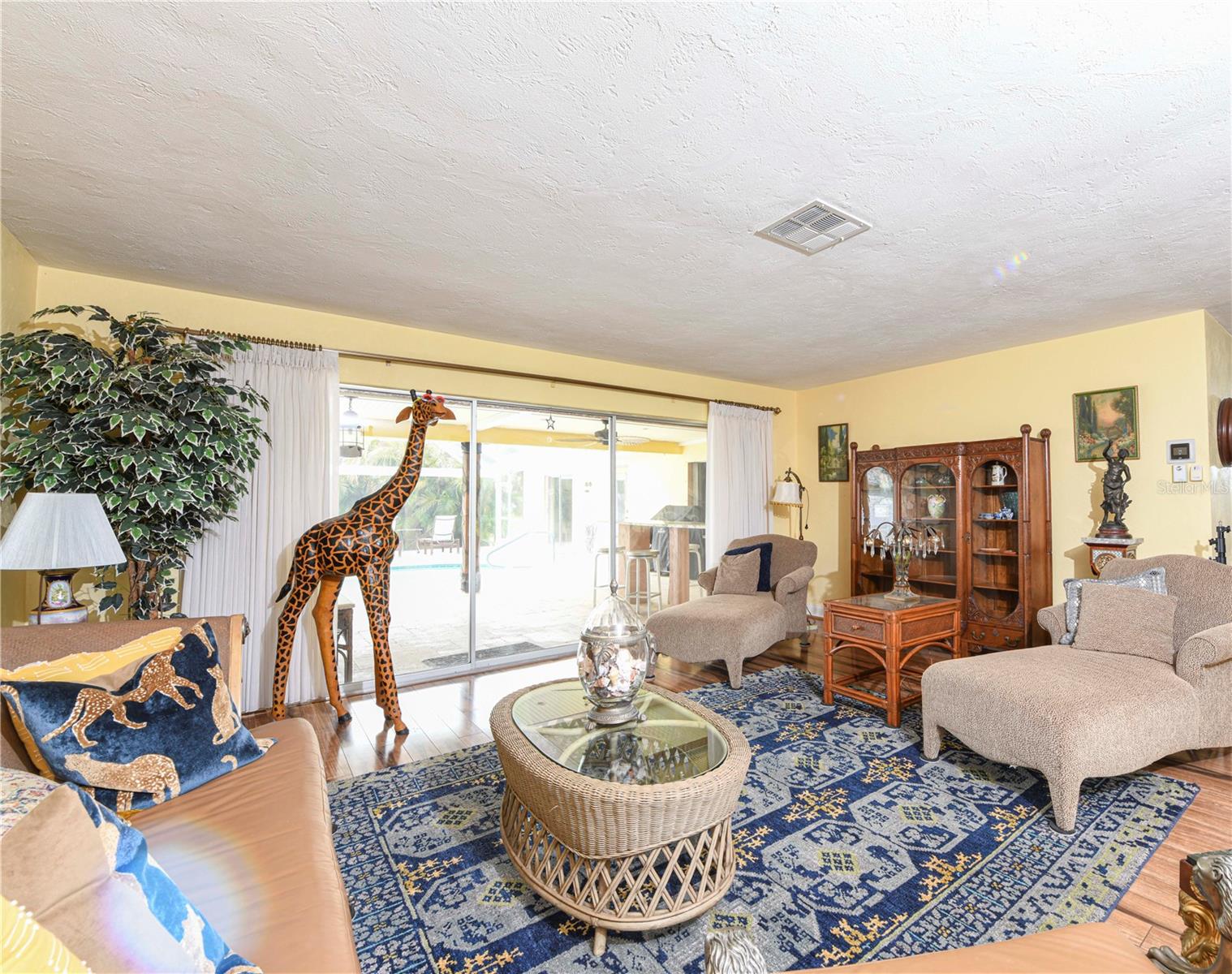 HERITAGE LAKE ESTATES - Residential