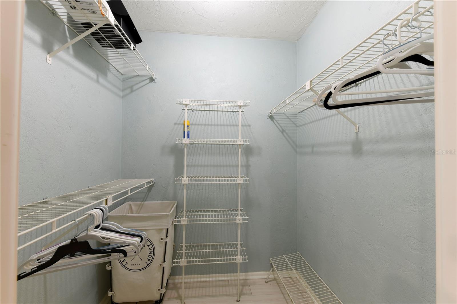 HERITAGE LAKE ESTATES - Residential