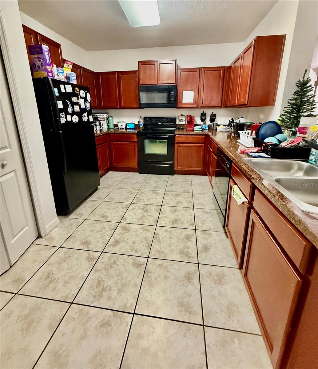 ISLES OF BELLALAGO PH 2 - Residential Lease