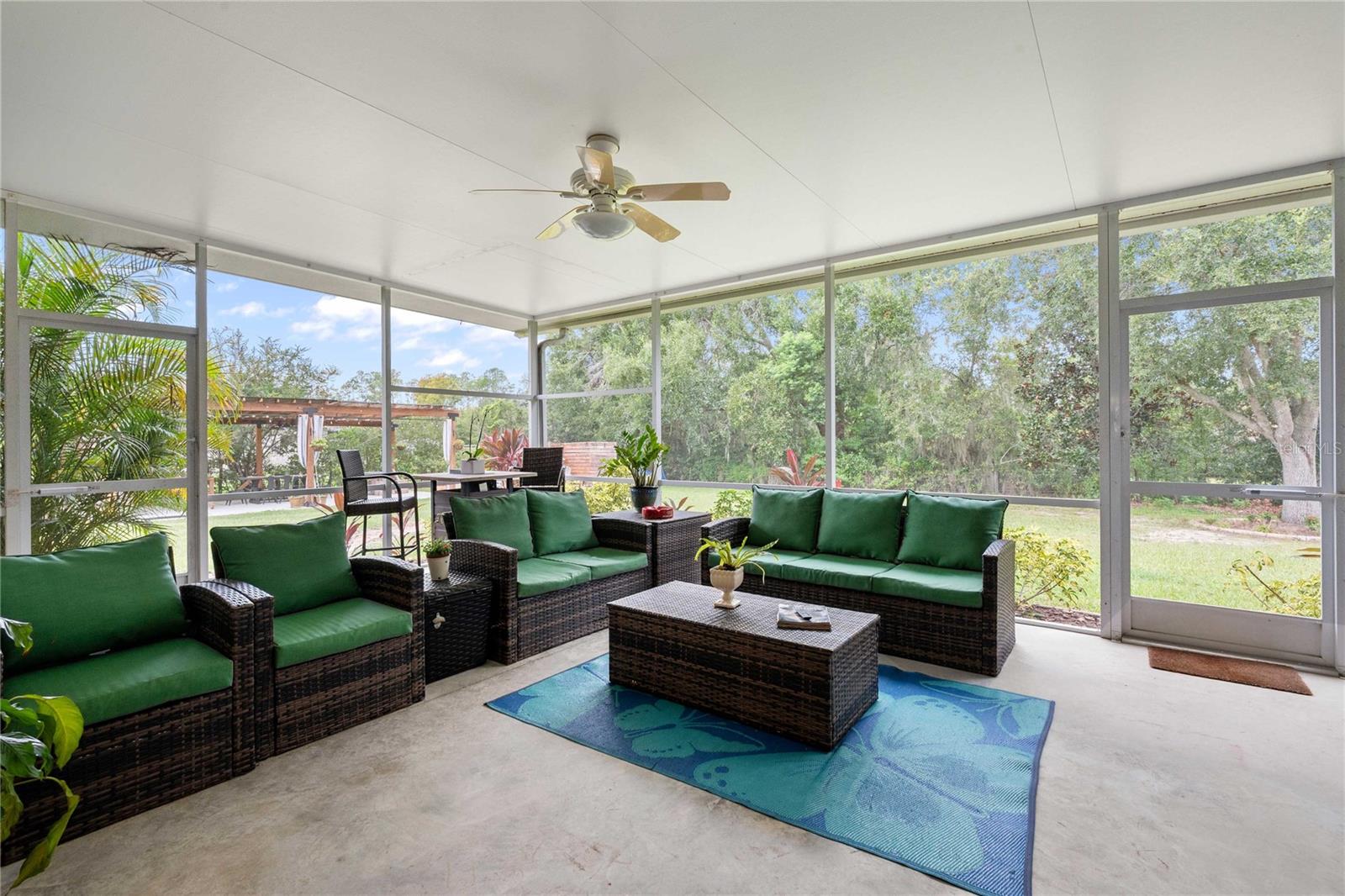 ACREAGE - Residential