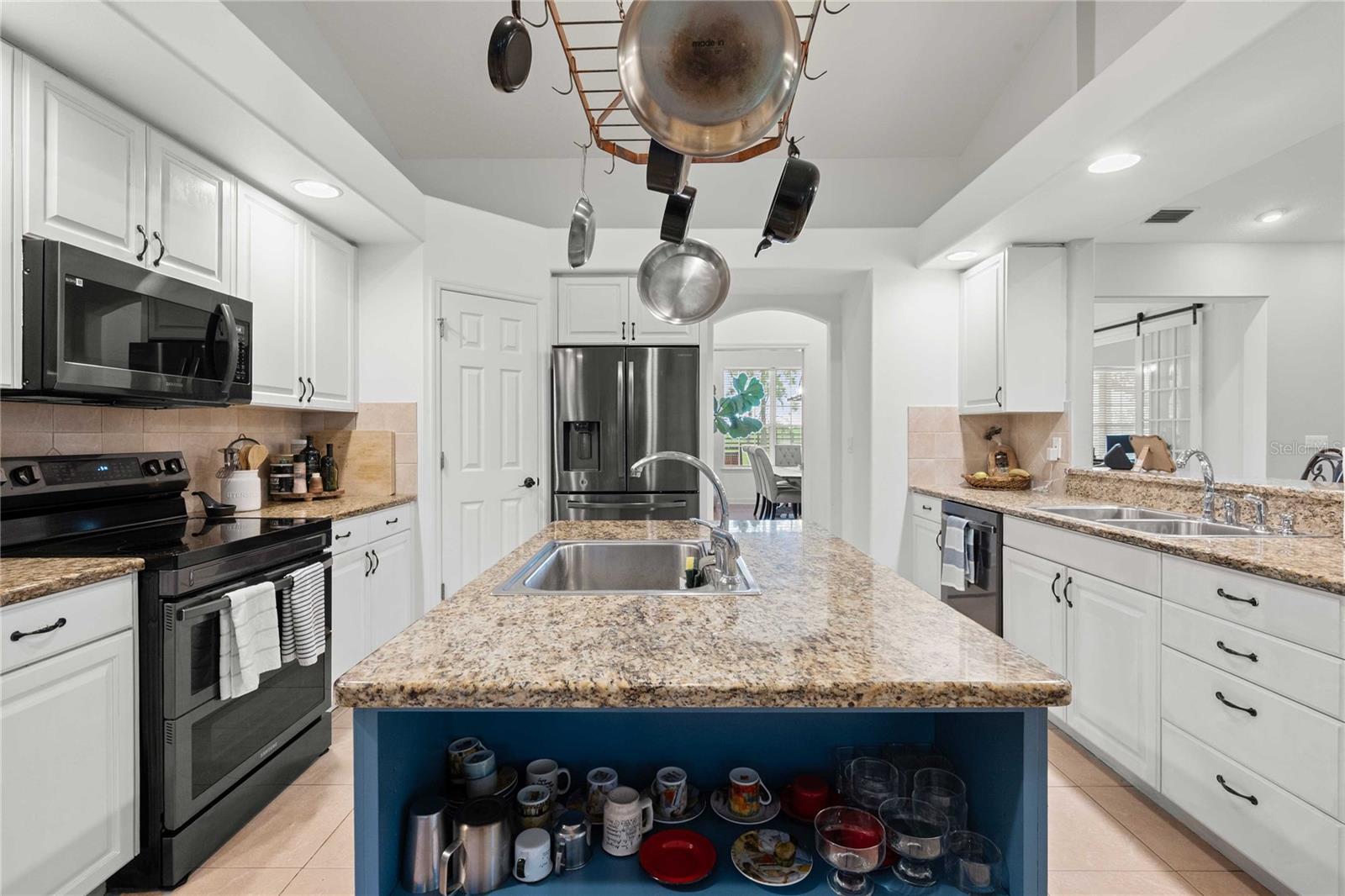 ACREAGE - Residential