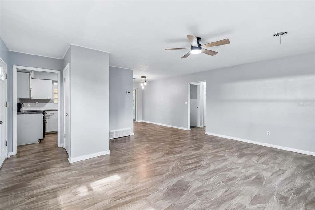 Photo of 1408 37th Street Court W, Bradenton, FL 34205 (MLS # TB8526482)
