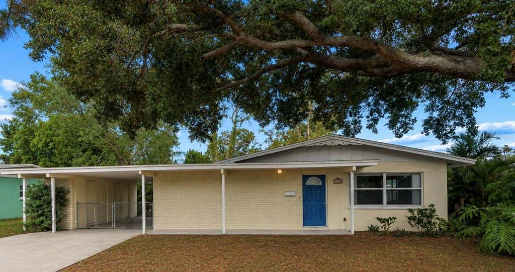 Photo of 1408 37th Street Court W, Bradenton, FL 34205 (MLS # TB8526482)