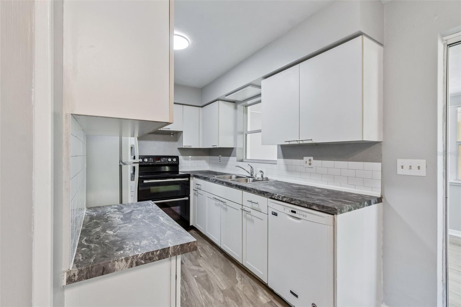 1408 37TH STREET COURT W