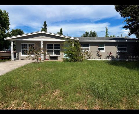 Photo of 221 N Duncan Avenue, Clearwater, FL 33755 (MLS # G5113679)