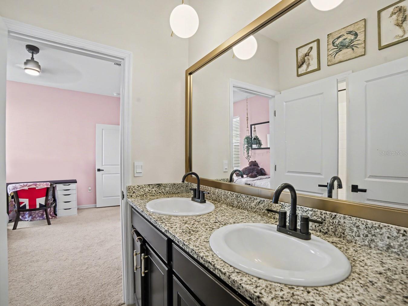 CEDARBROOK - Residential