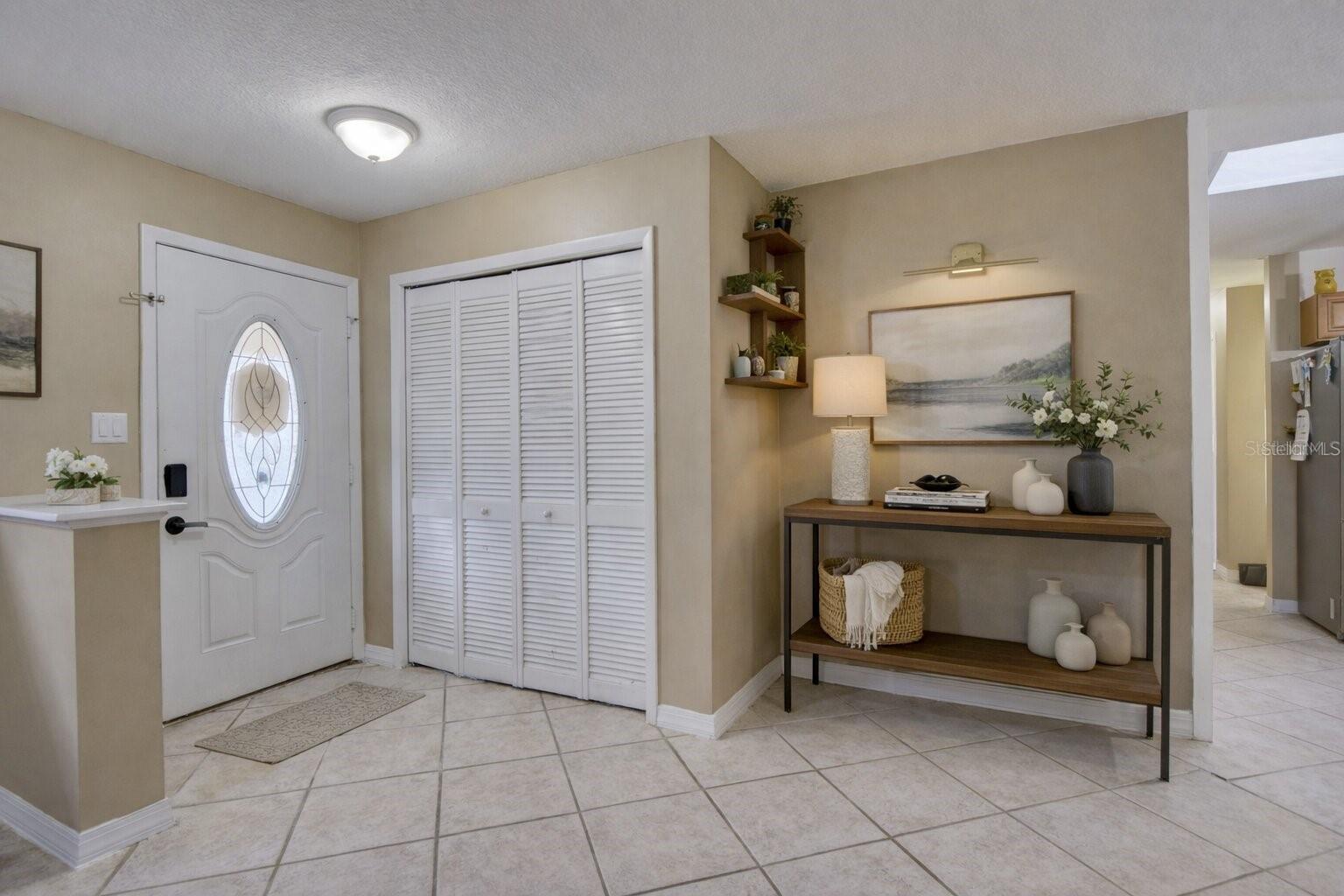 MOUNT PLYMOUTH - Residential