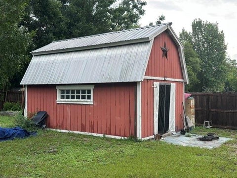 Tiny photo for 444 Quail Street, Lady Lake, FL 32159 (MLS # G5114503)