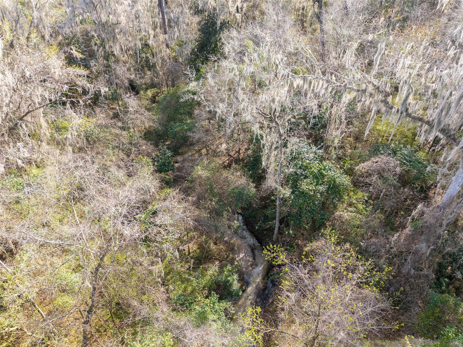 LAZONBY ACRES - Residential