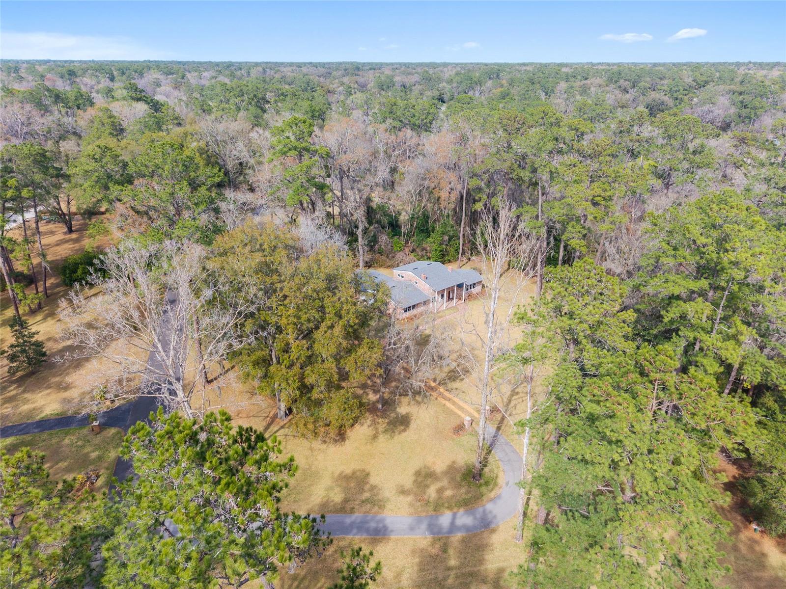 LAZONBY ACRES - Residential