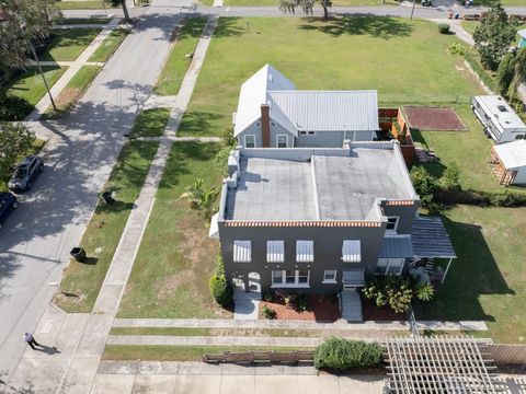 A home in BARTOW