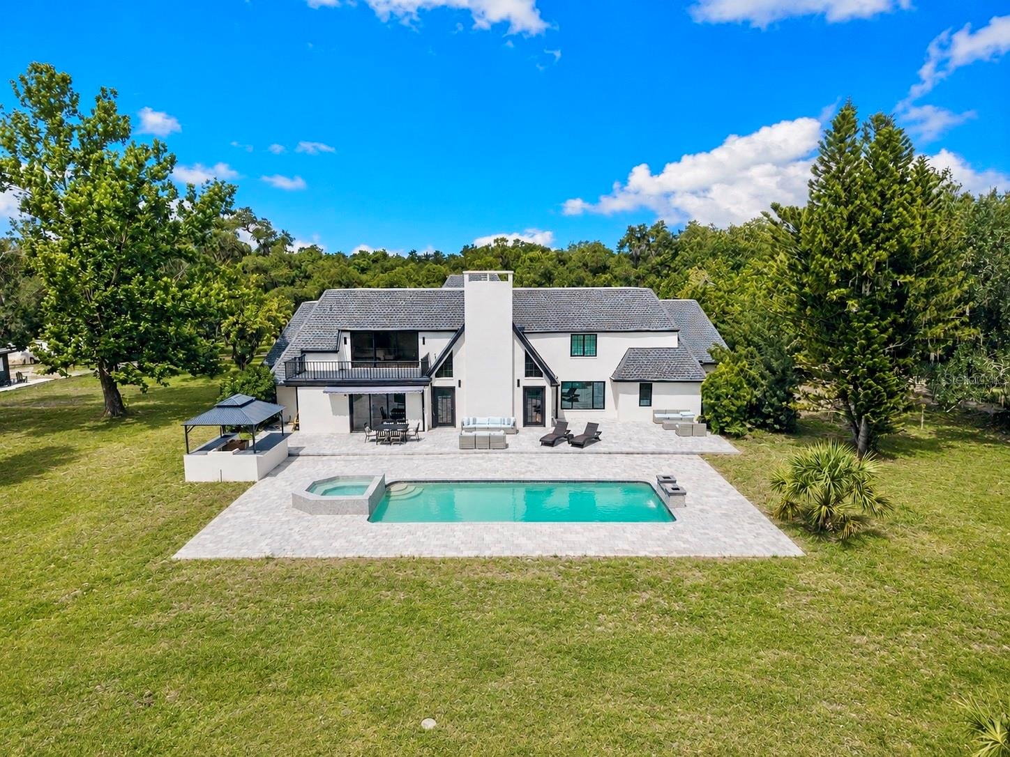 7351 IGUANA DRIVE
