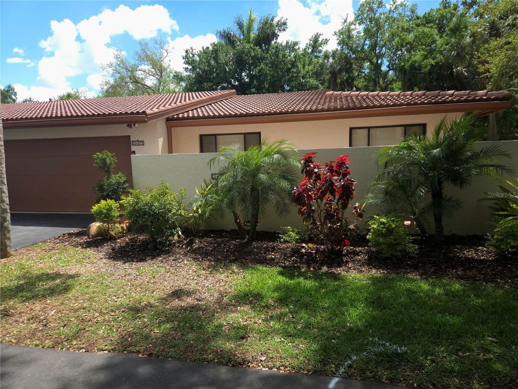 Photo of 3407 Falcon Pl, Bradenton, FL 34210 (MLS # A4688616)