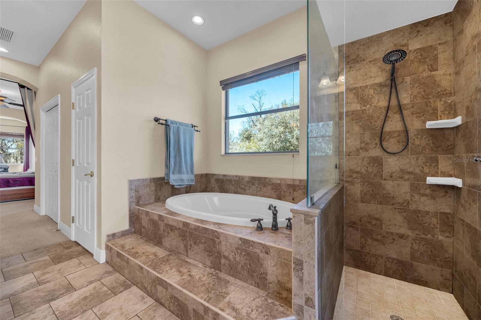 SHADOW RUN UNIT 1 - Residential