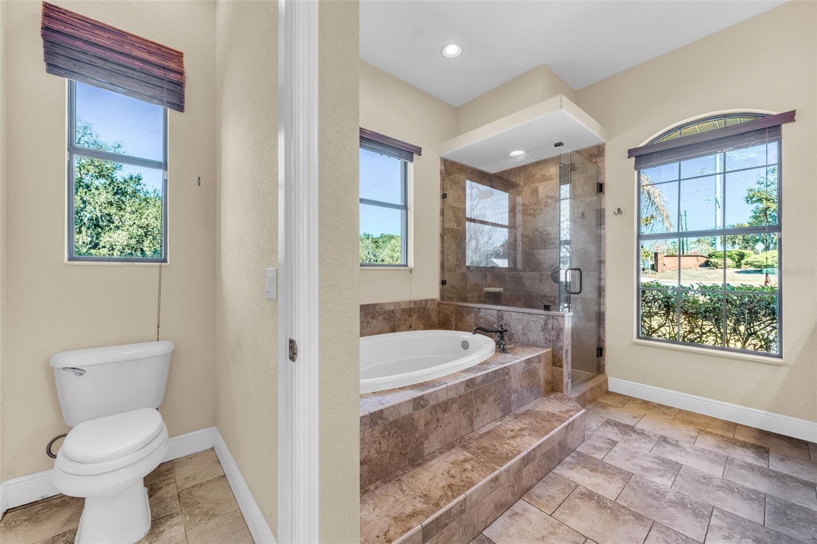 SHADOW RUN UNIT 1 - Residential