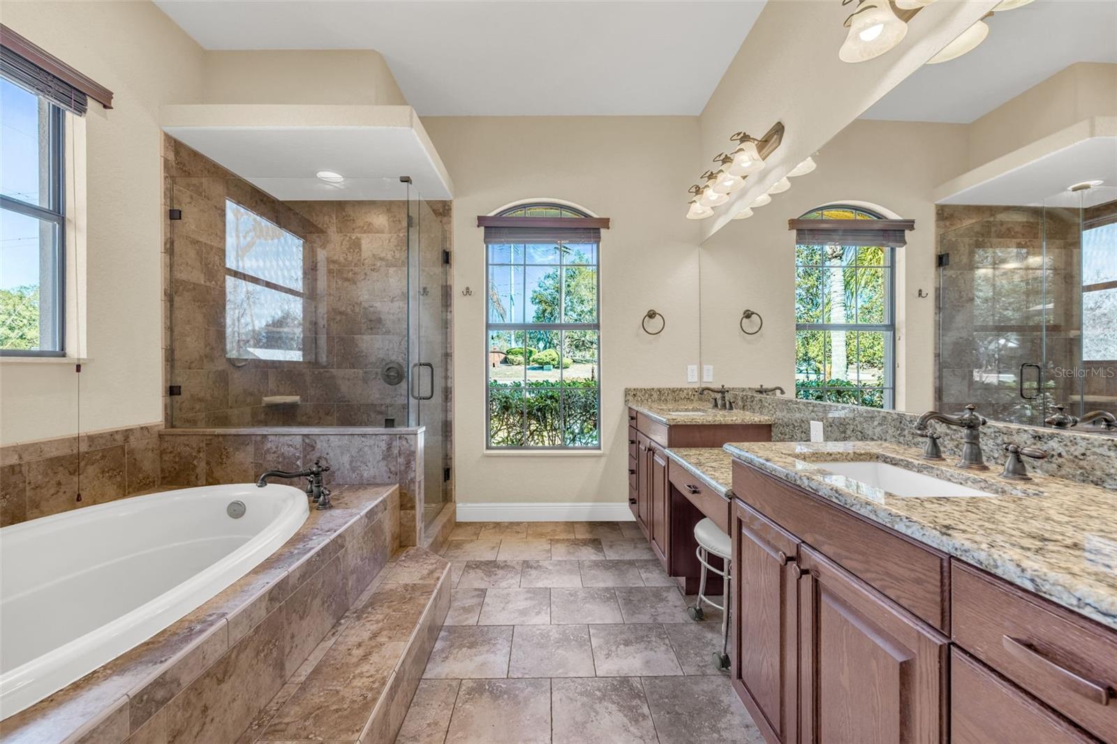 SHADOW RUN UNIT 1 - Residential