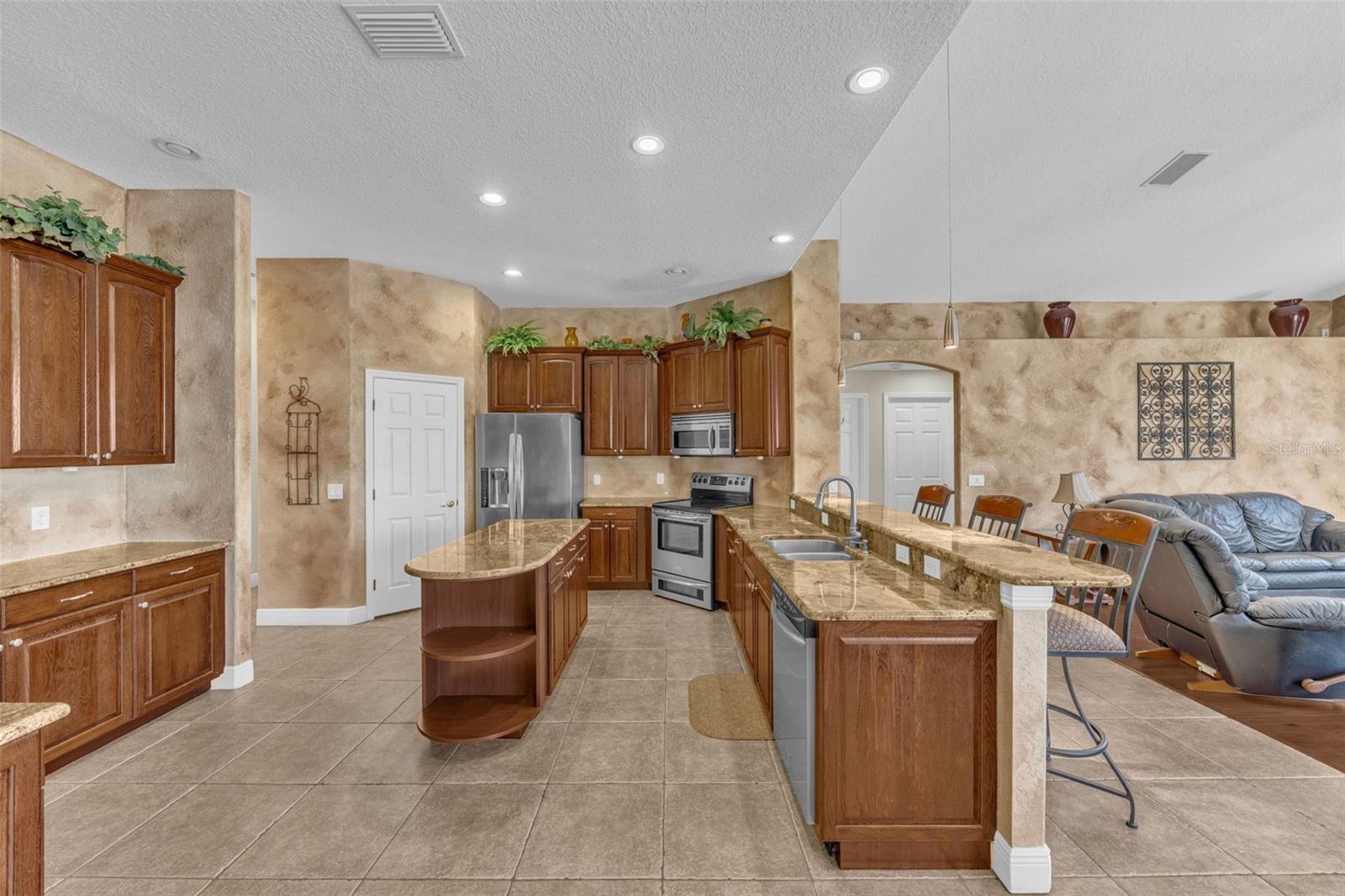 SHADOW RUN UNIT 1 - Residential