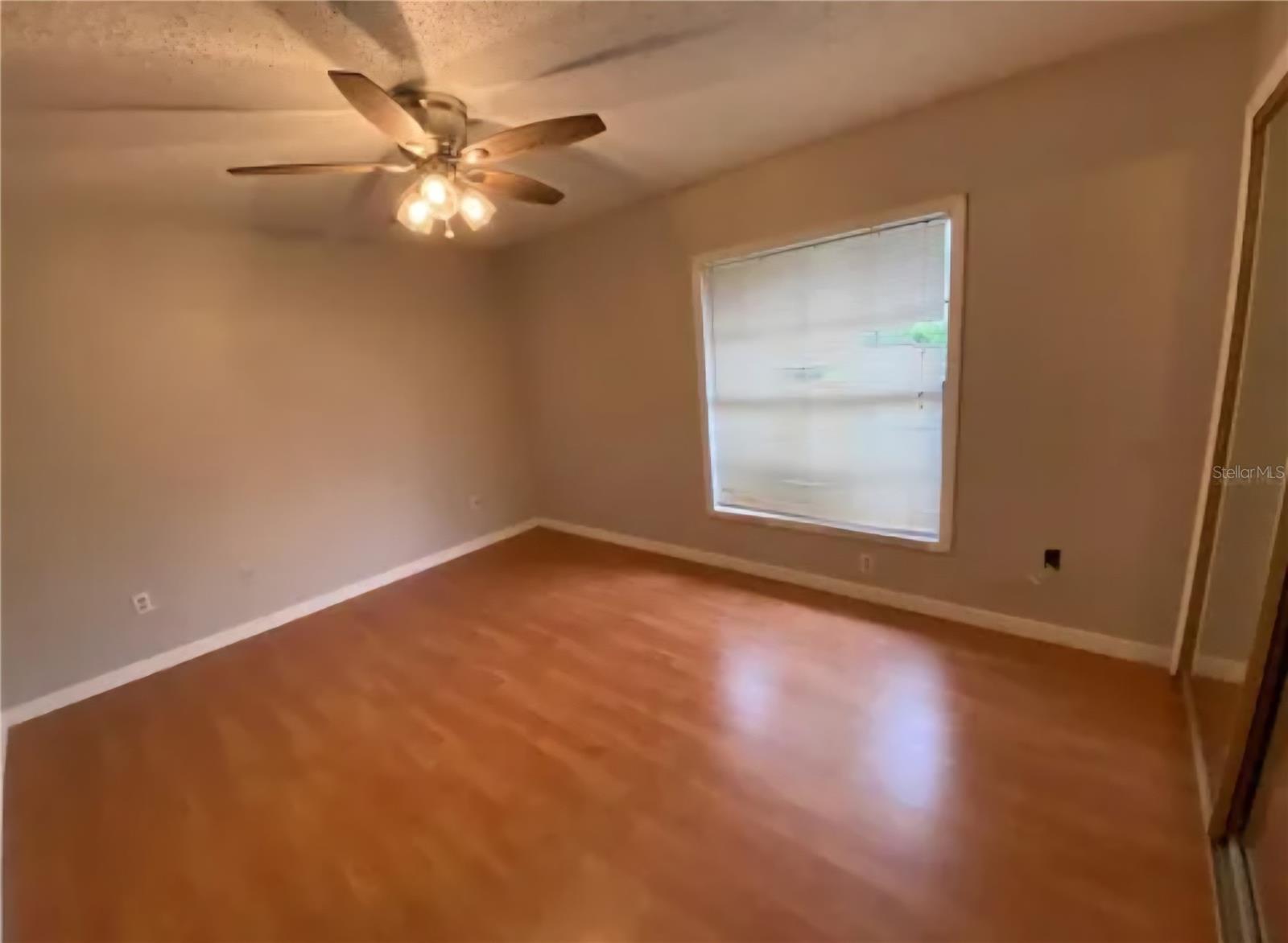 HIDDEN OAKS CONDO PH 02 - Residential