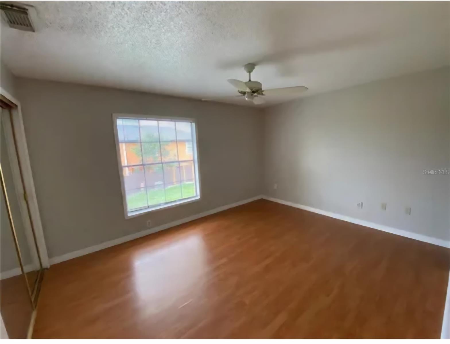 HIDDEN OAKS CONDO PH 02 - Residential