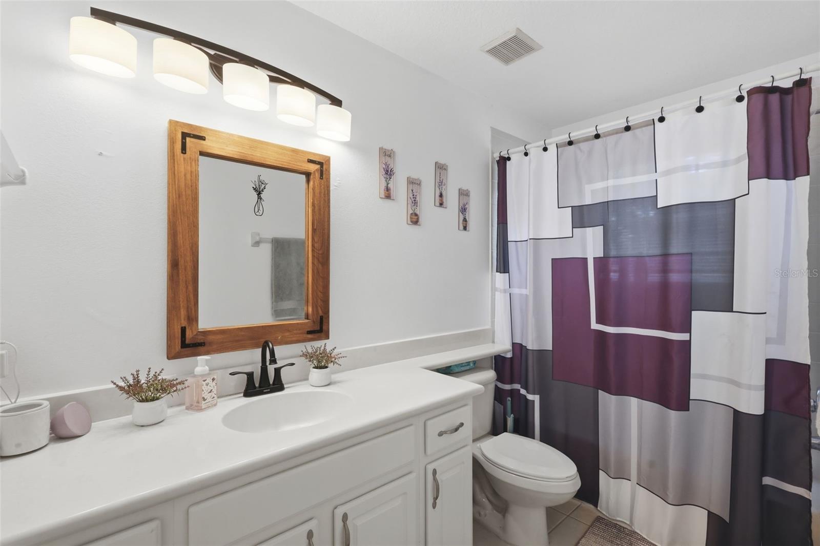 ASHLEY COVE UNIT 2 - Residential