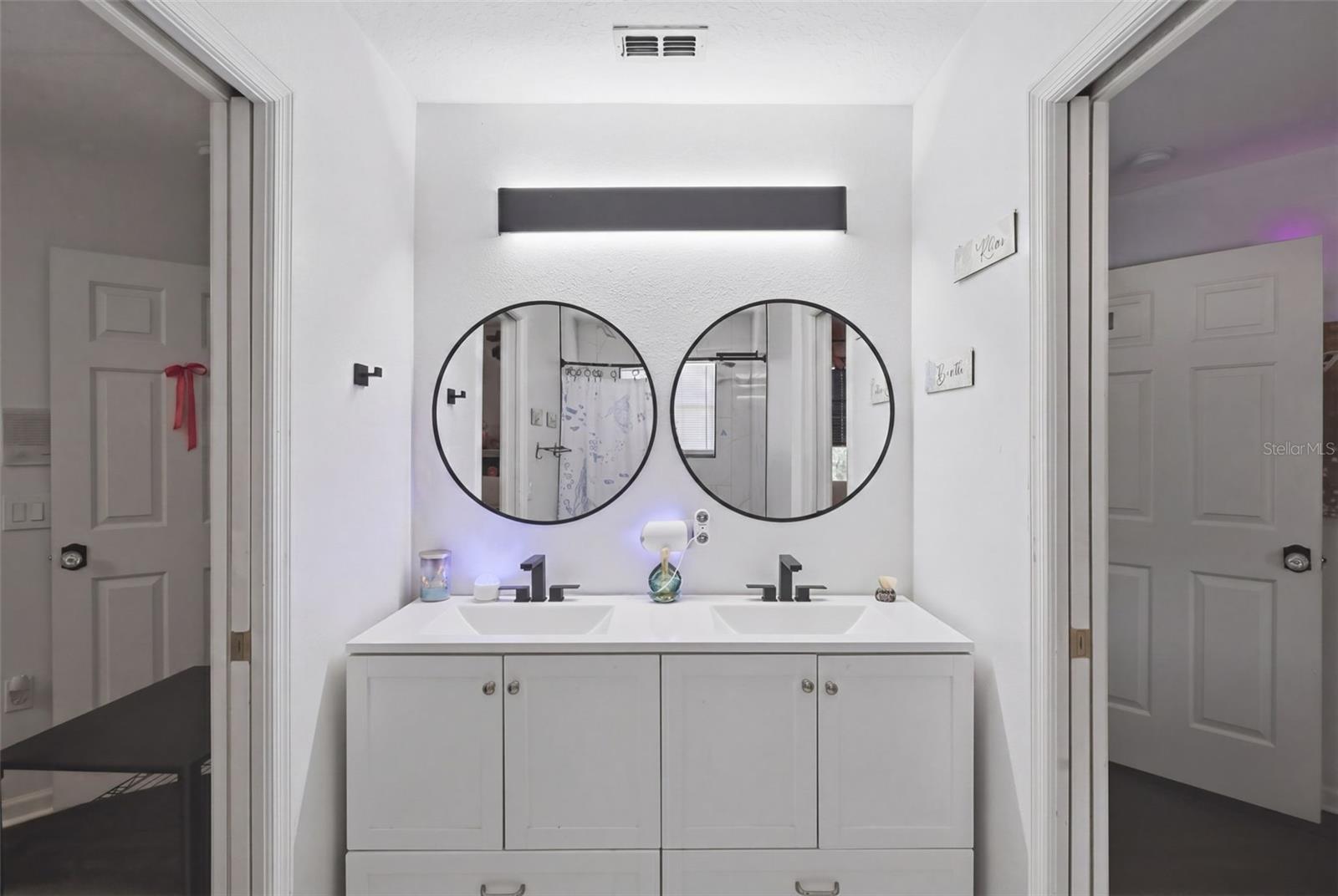 ASHLEY COVE UNIT 2 - Residential