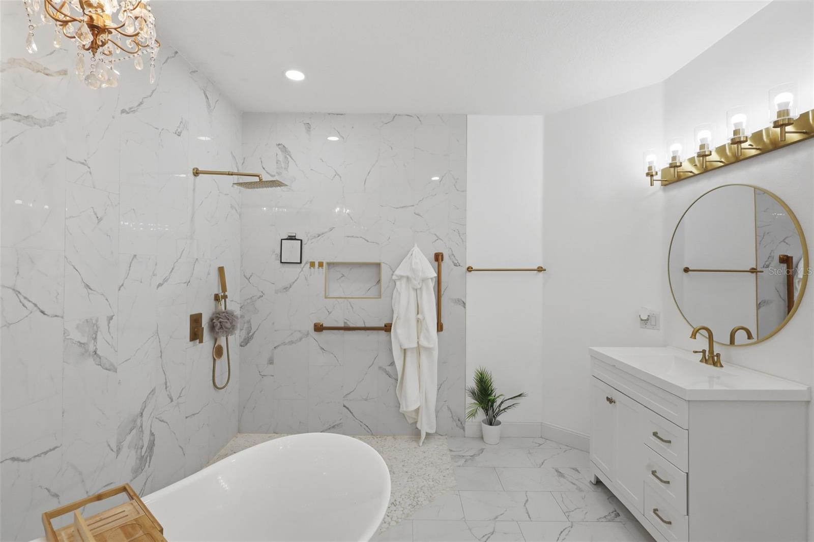 1666 MARINA LAKE DRIVE