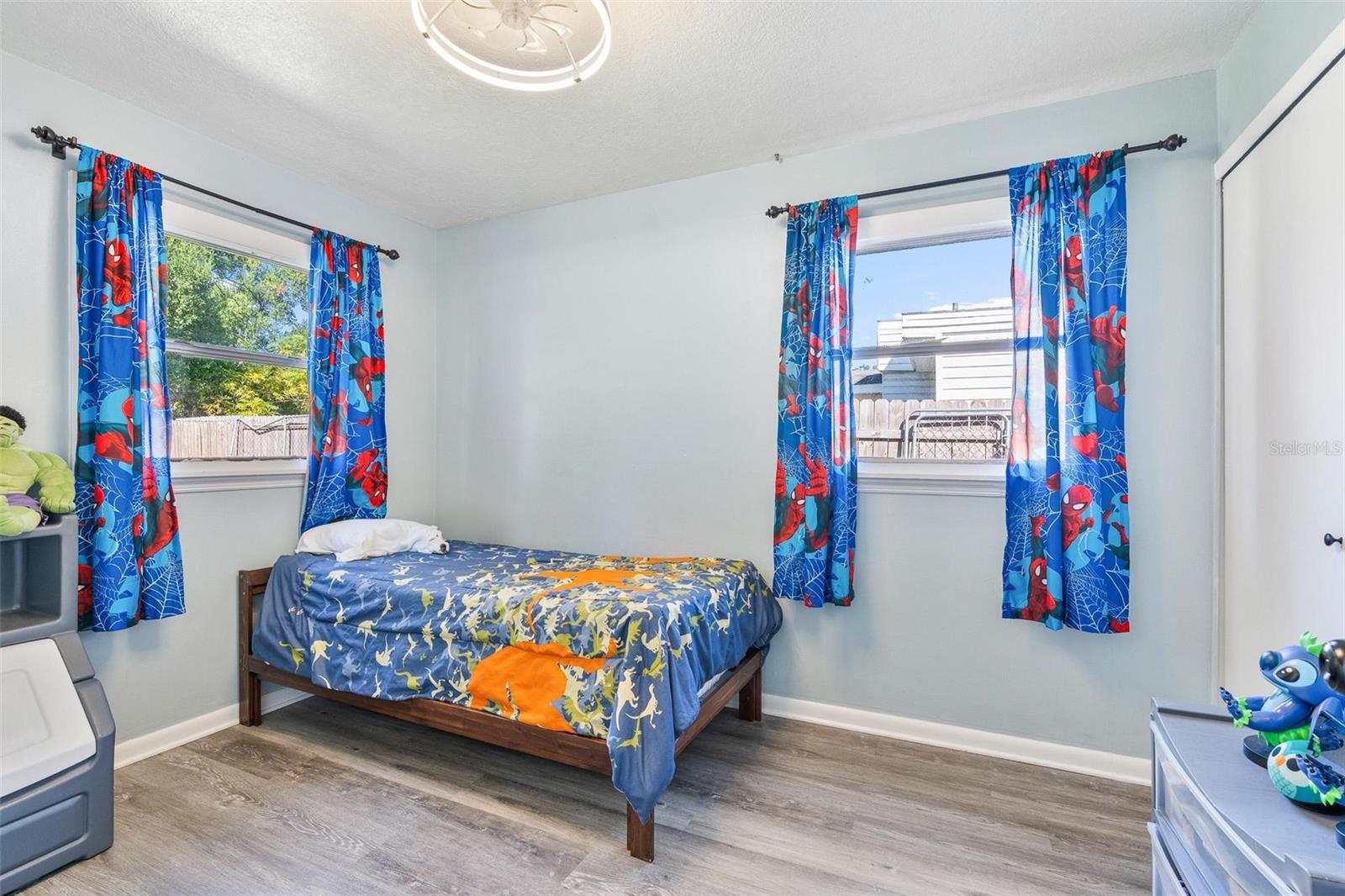 GOLDEN ISLE - Residential