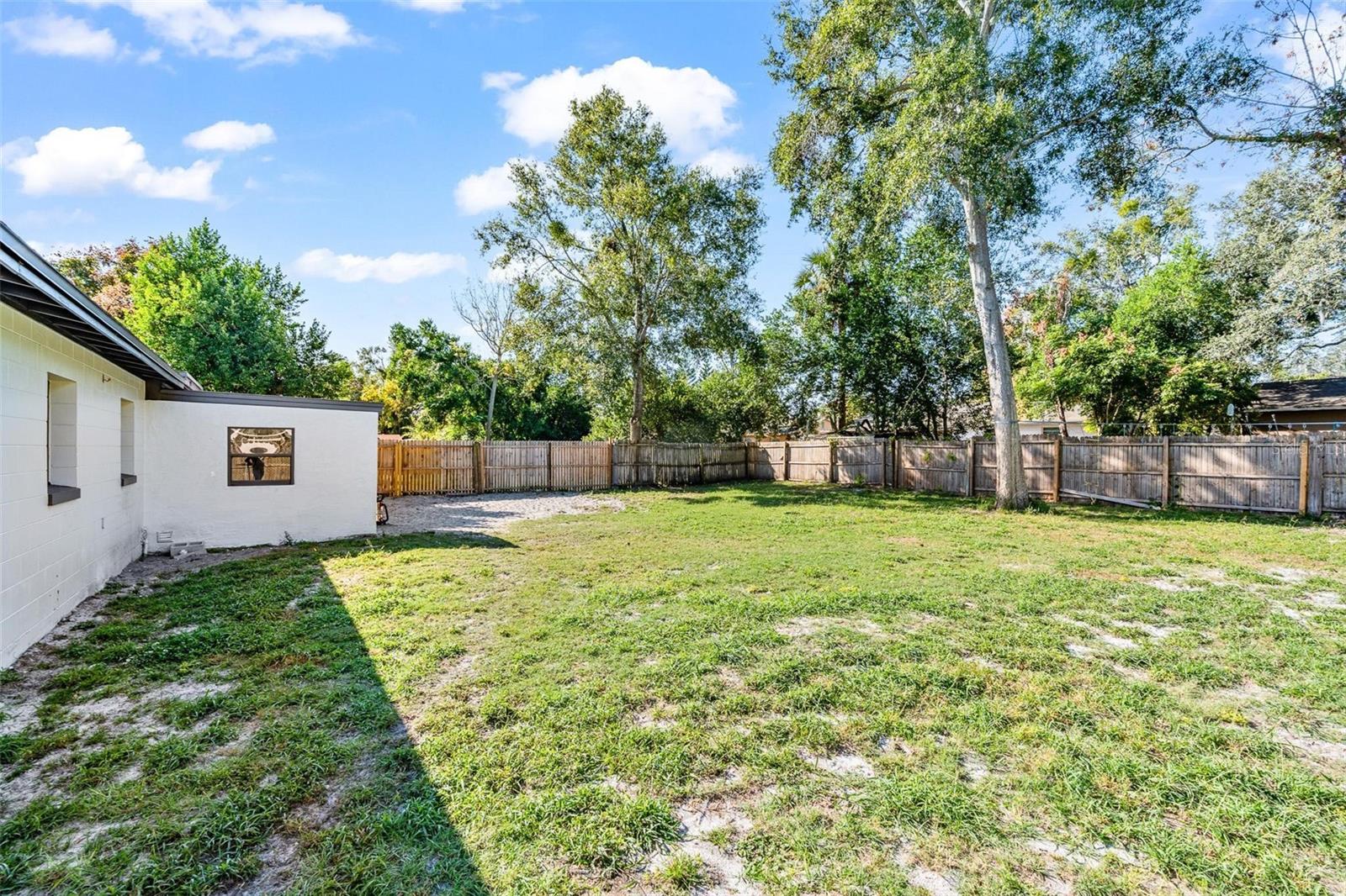 GOLDEN ISLE - Residential