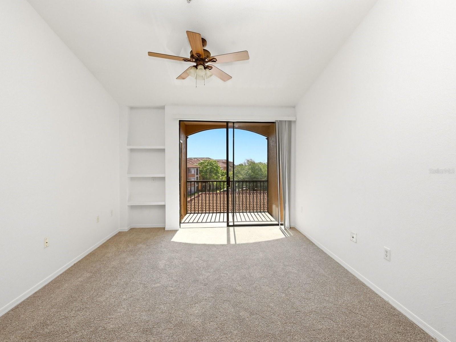 SERENATA CONDO - Residential