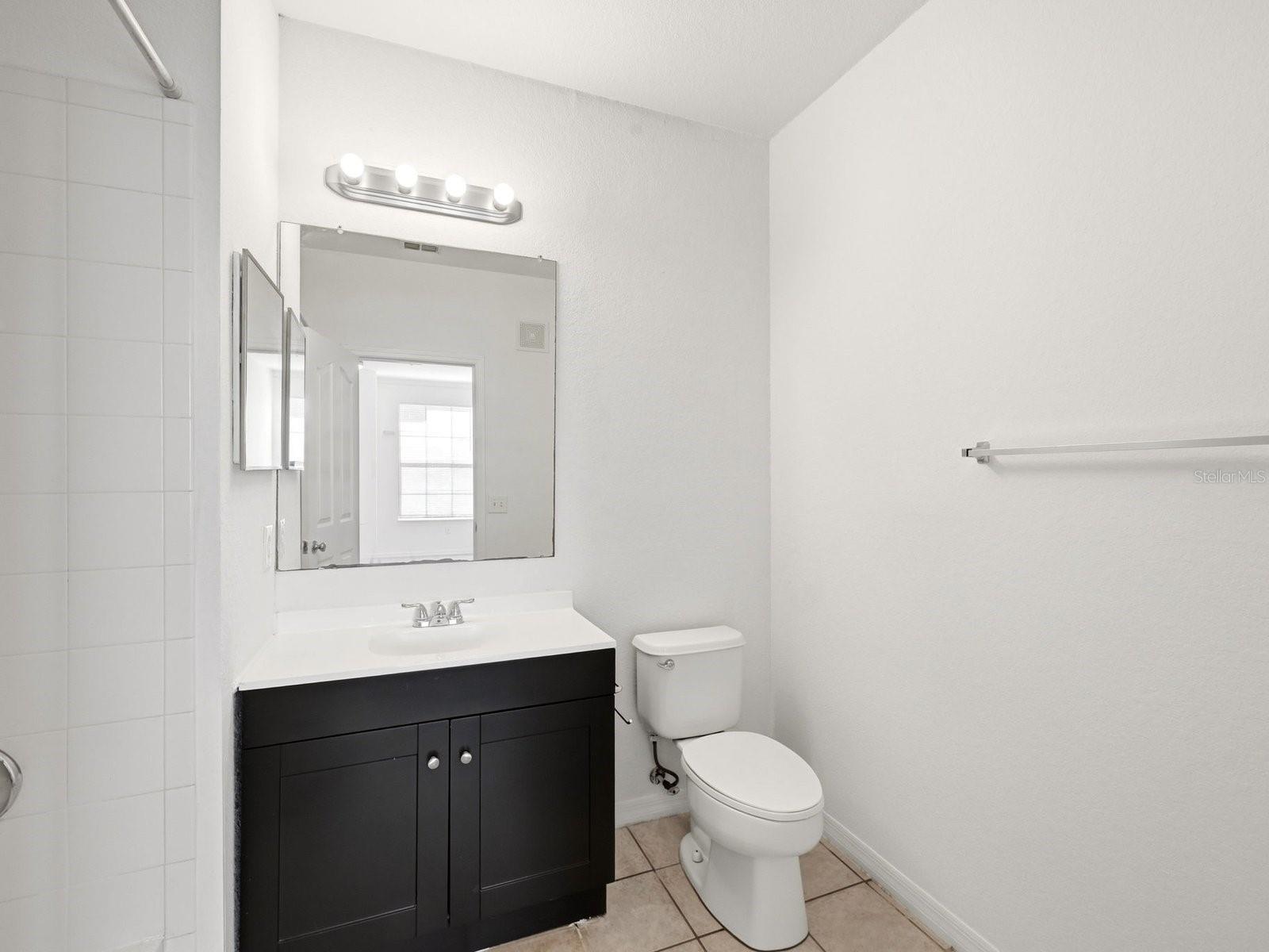 SERENATA CONDO - Residential