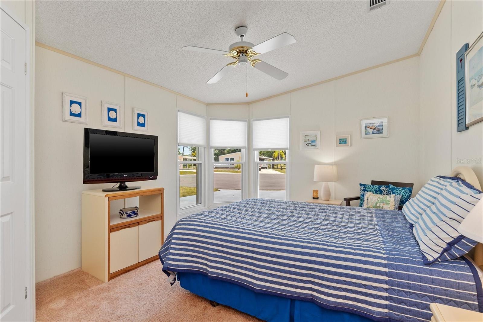 SANDALHAVEN ESTATES - Residential