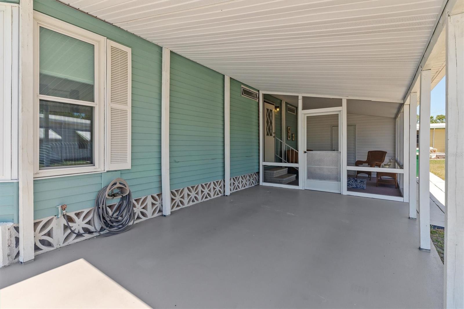SANDALHAVEN ESTATES - Residential