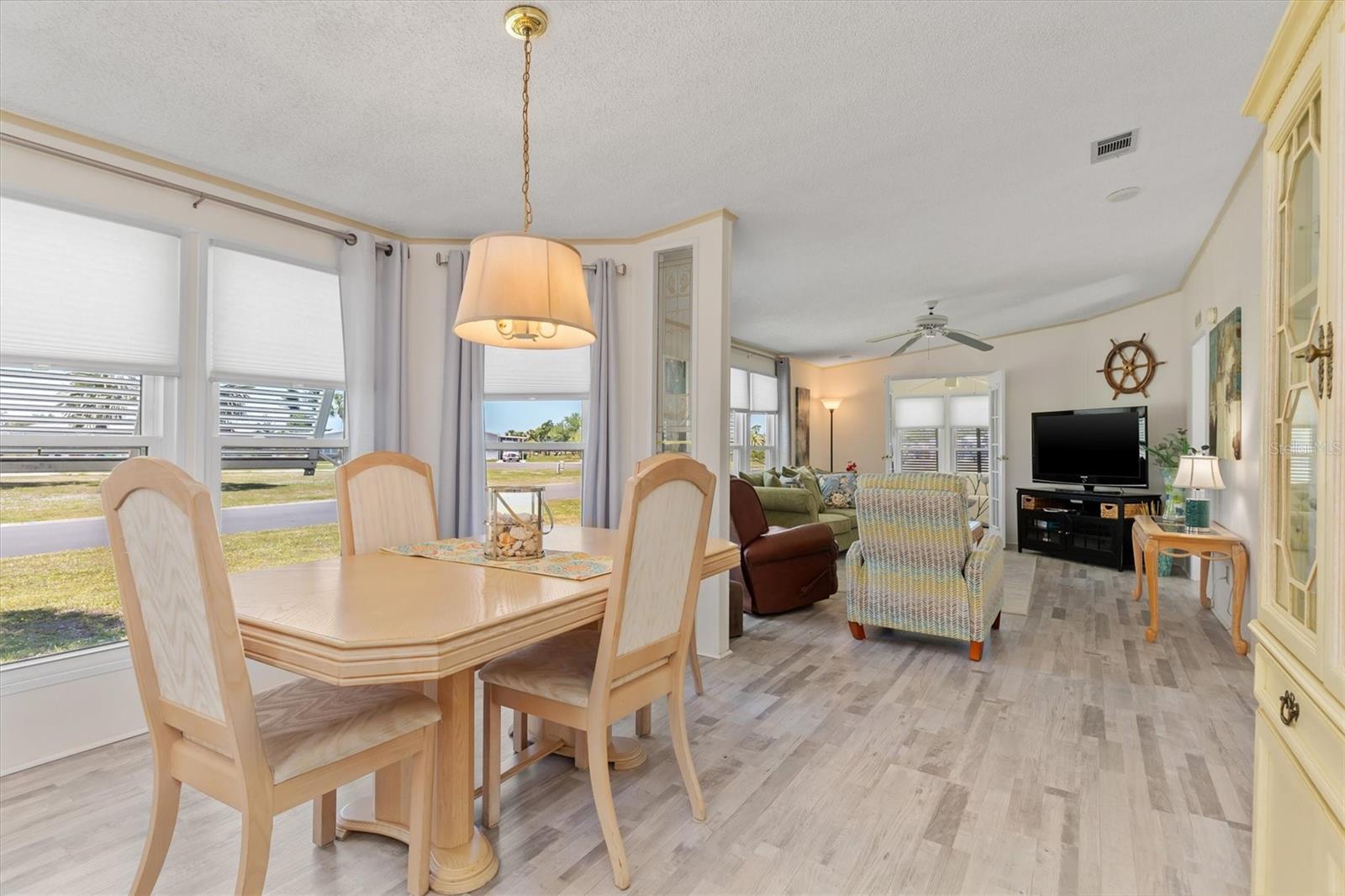 SANDALHAVEN ESTATES - Residential