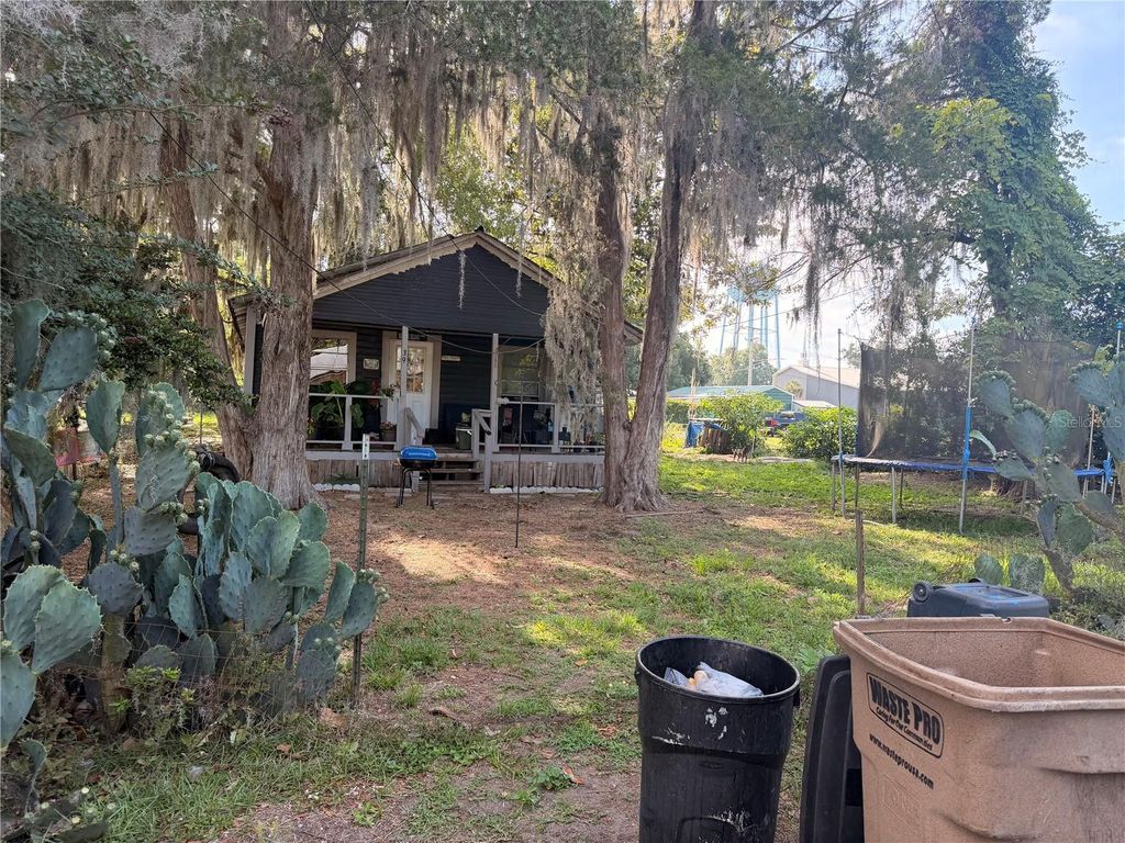 Photo of 139 NE Patterson Avenue, Lake City, FL 32055 (MLS # P4938811)