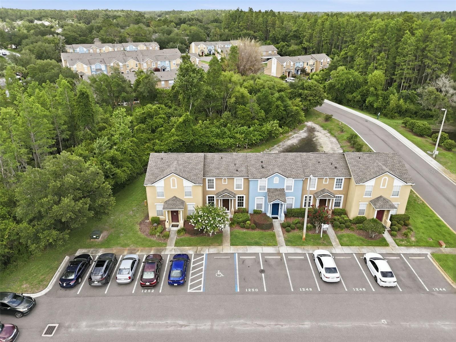 1250 CHARLESWORTH DRIVE