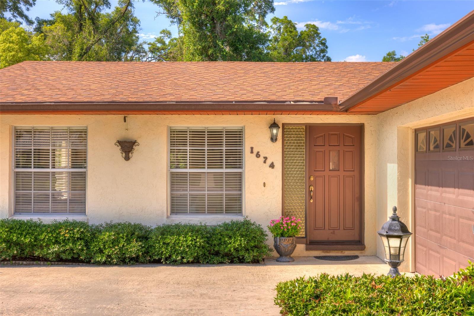 1674 BEASLEY DRIVE