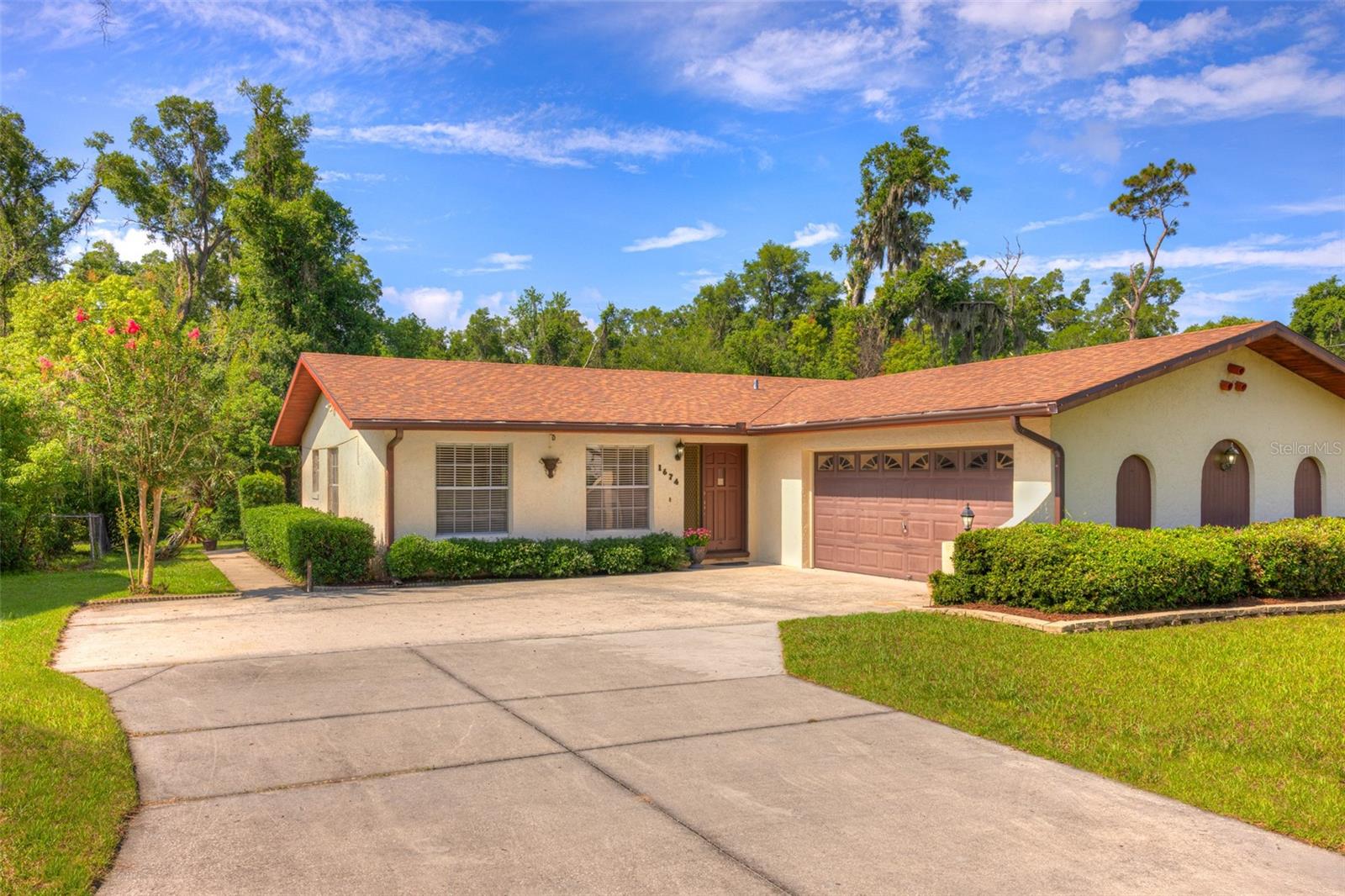 1674 BEASLEY DRIVE