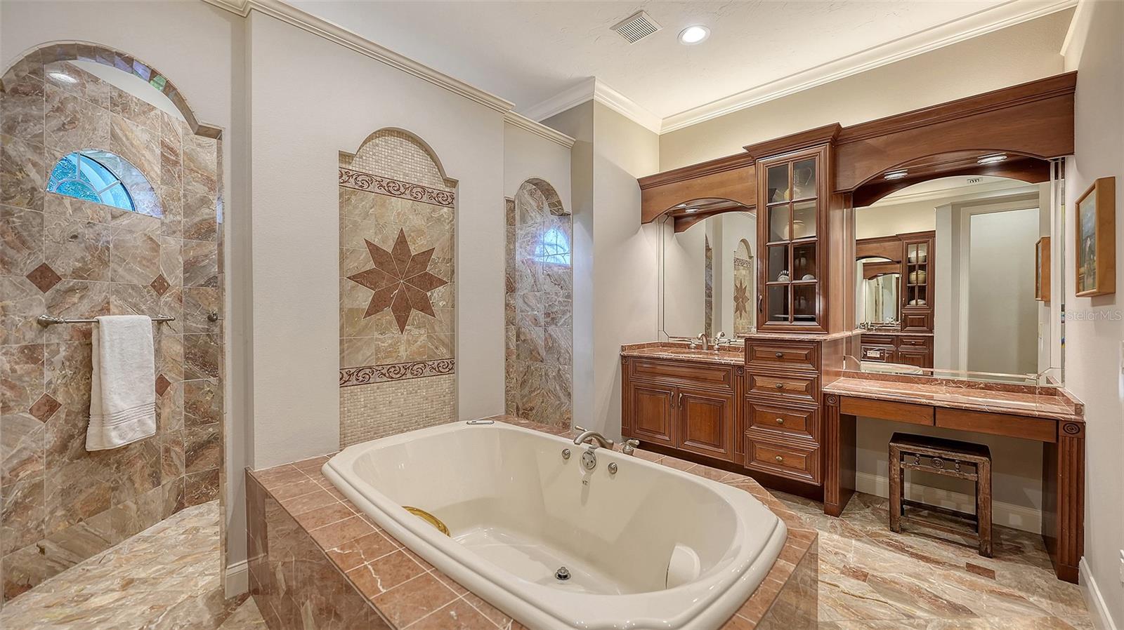 UNIVERSITY PARK - Residential