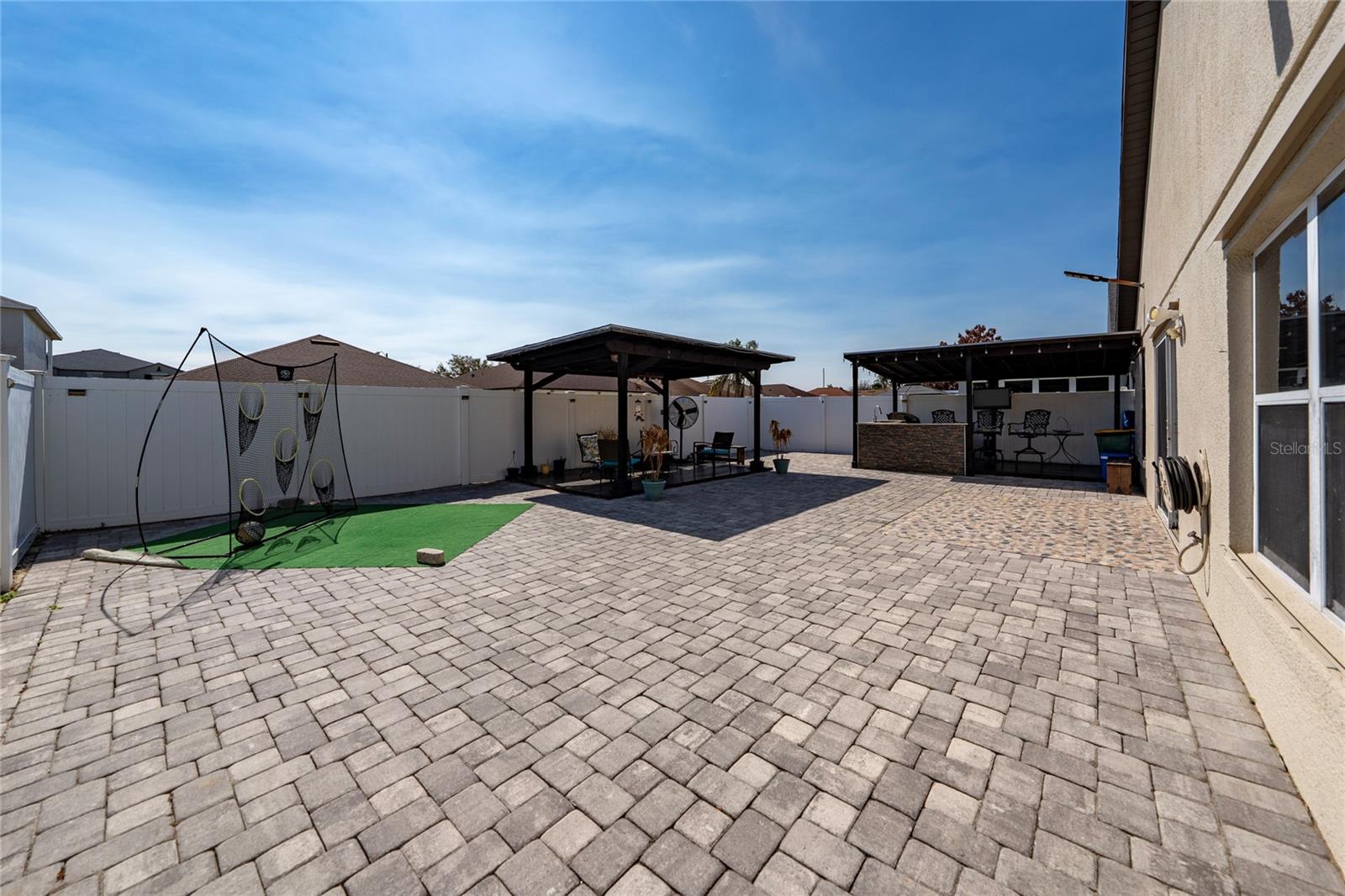 HERITAGE LAKES - Residential