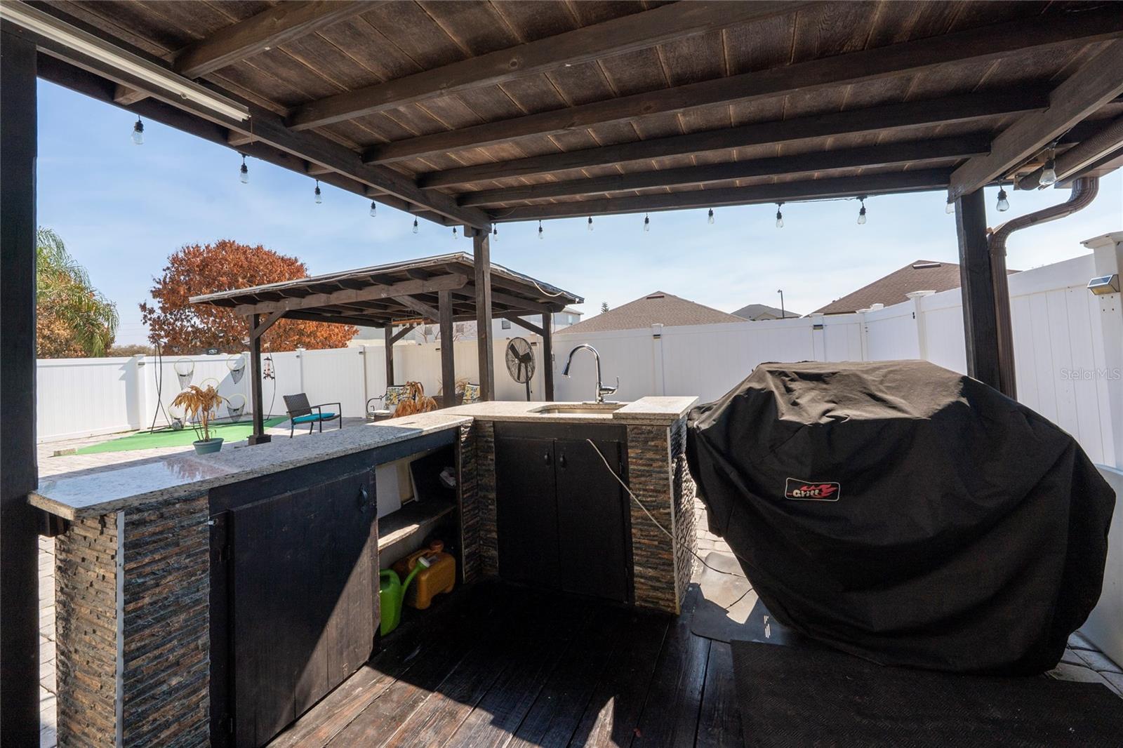 HERITAGE LAKES - Residential