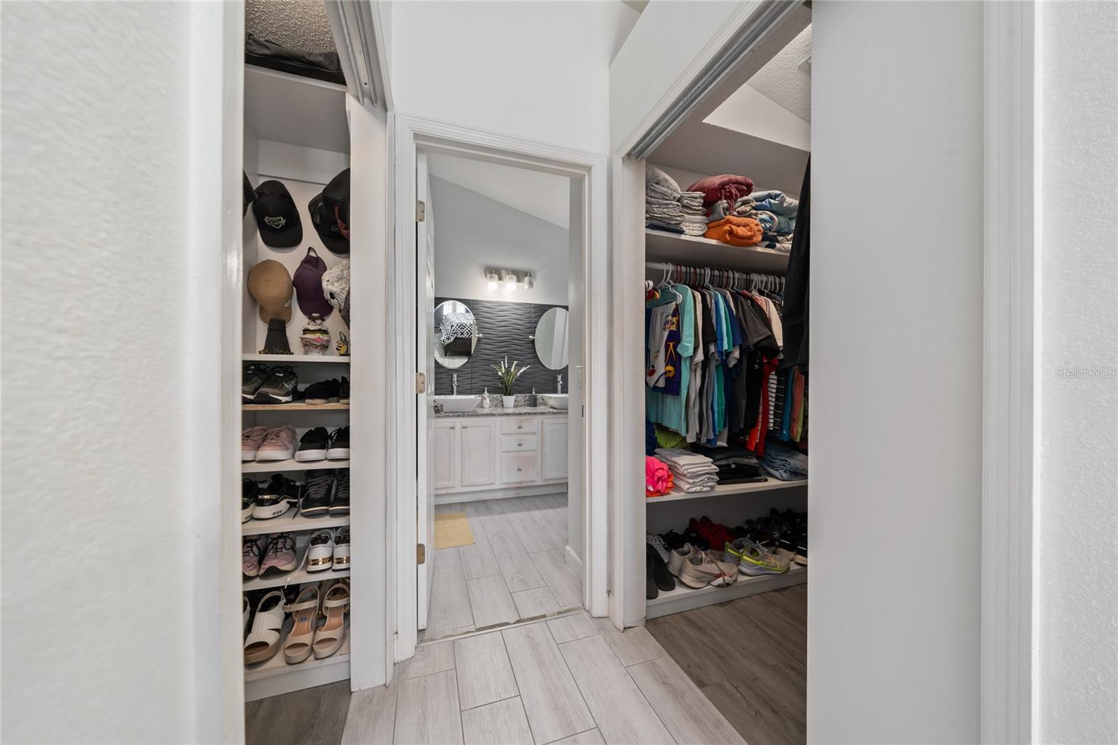 HERITAGE LAKES - Residential