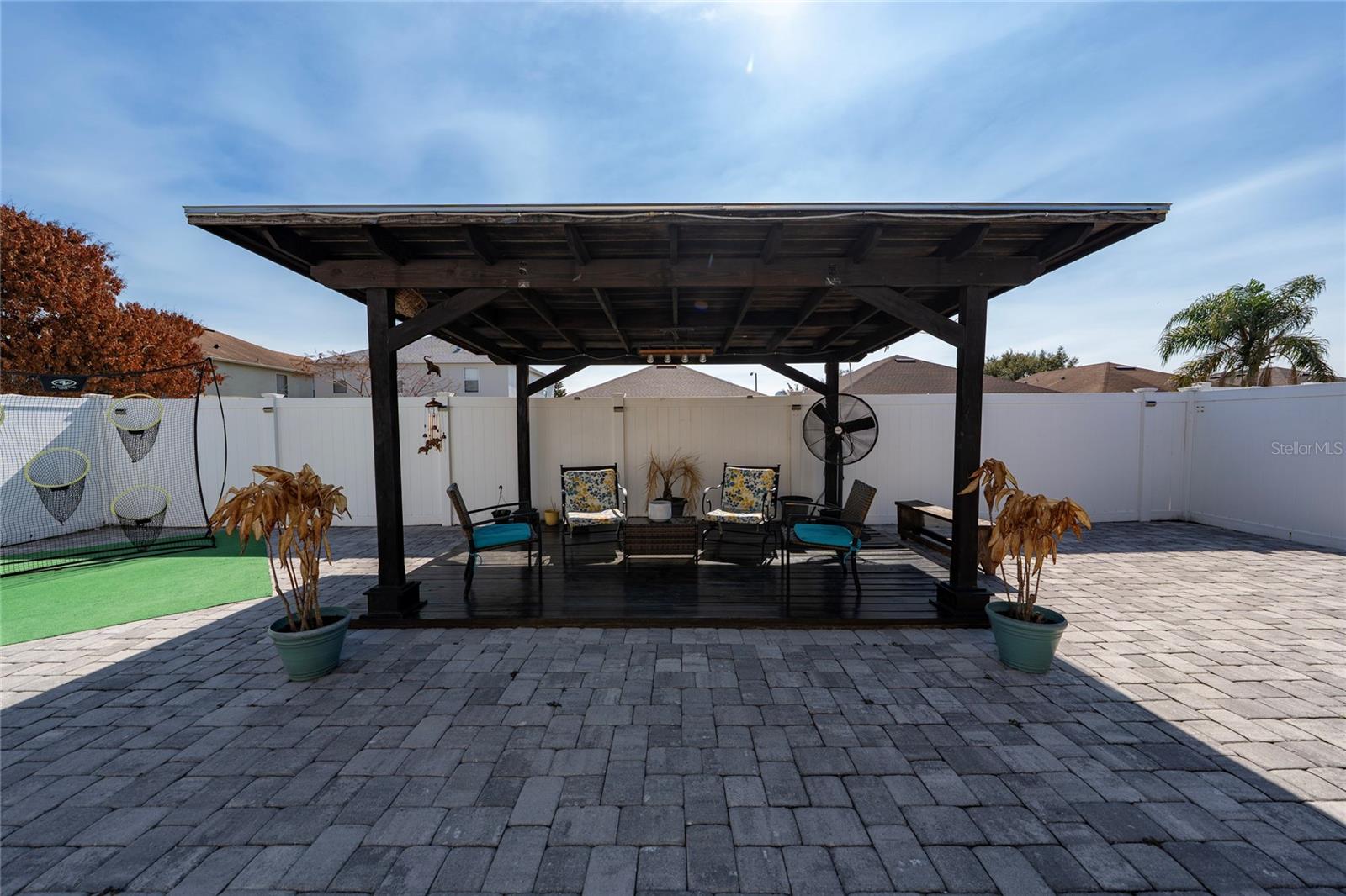 HERITAGE LAKES - Residential