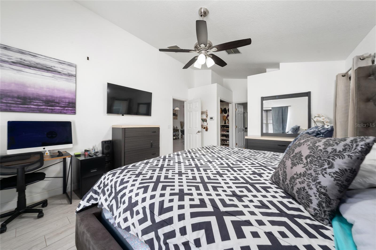 HERITAGE LAKES - Residential