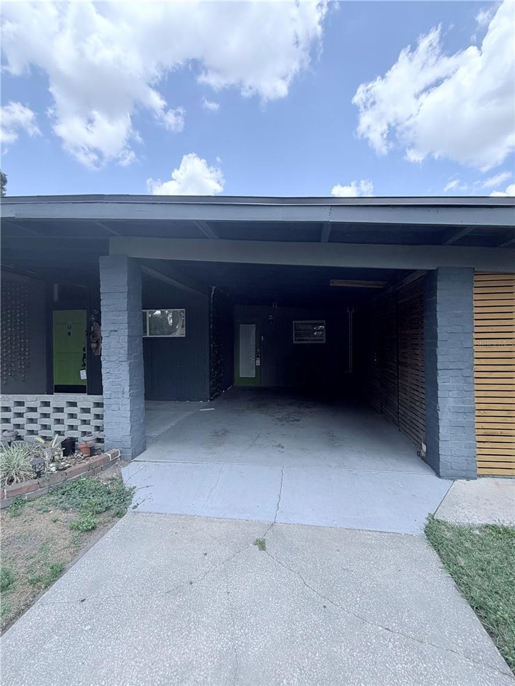 Photo of 1632 Pineberry Street, Lakeland, FL 33803 (MLS # TB8504391)