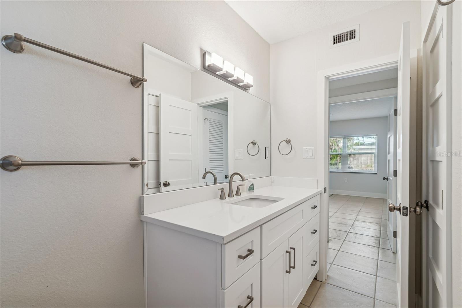 VENETIAN SHORES CONDO - Residential