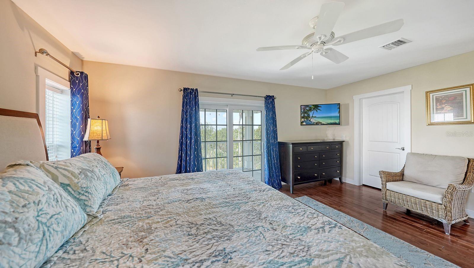 CONRAD BEACH - Residential